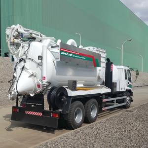 wet and dry industrial vacuum truck vehicle