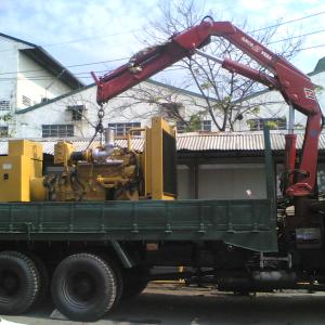 Self Loading  Boom Crane Trucks Vehicle Knuckle Folding Type