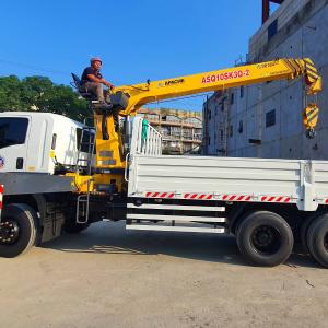 Self Loading  Boom Crane Apache Trucks Vehicle